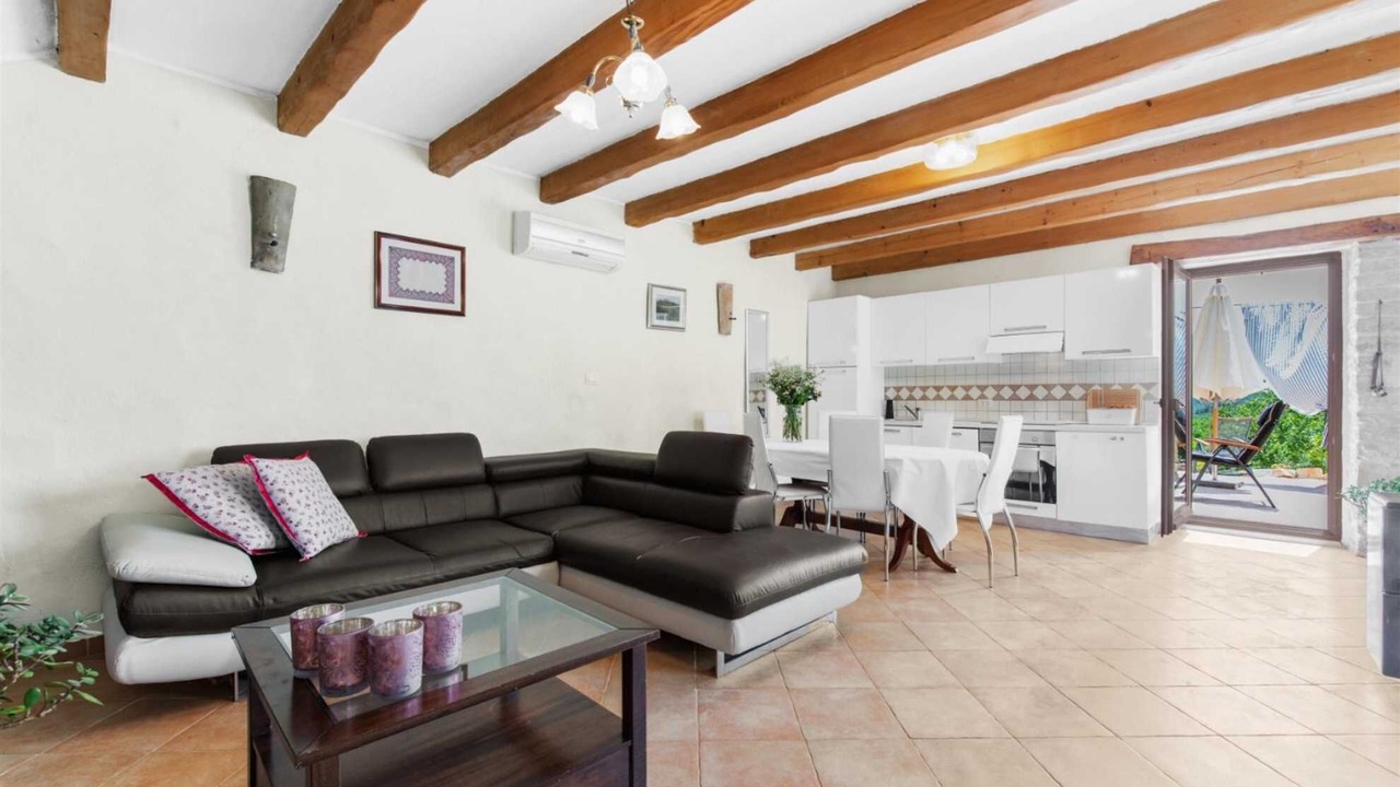 Photo of Livingroom in Katun Lindarski