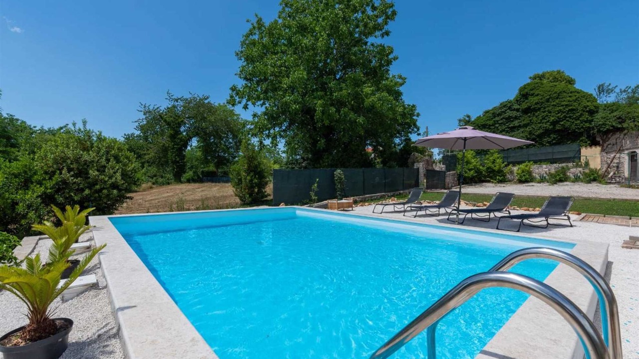 Photo of Outdoor in Katun Lindarski