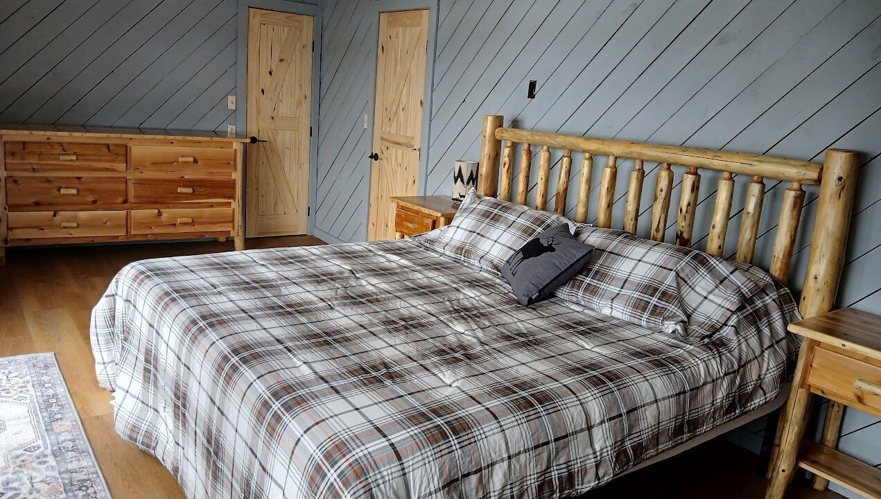 Photo of Bedroom in Town of Webb