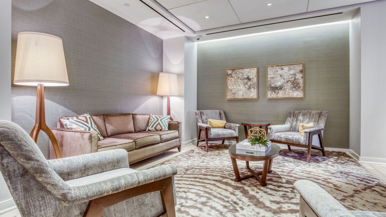 Photo of Livingroom in Hunters Point