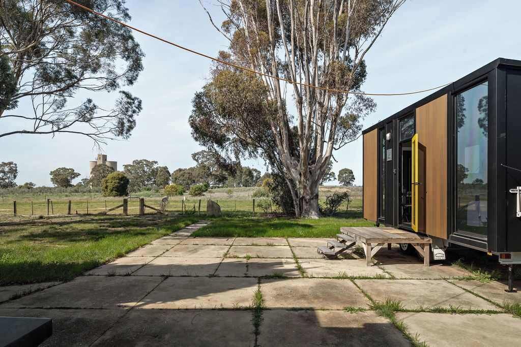 Photo of Patio Balcony in Youanmite