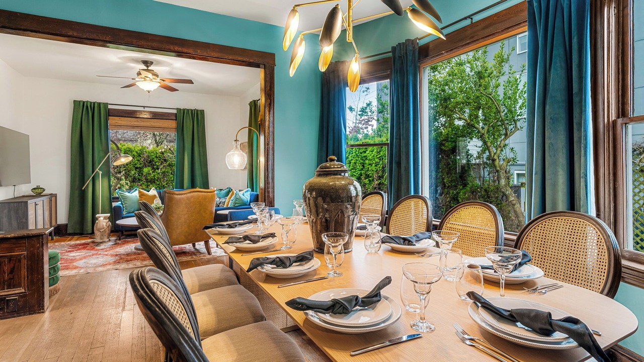 Photo of Others in Ballard