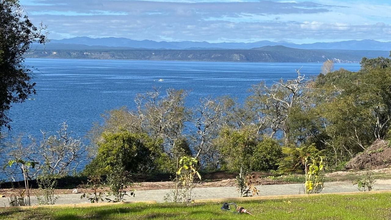 Photo of Others in Acacia Bay