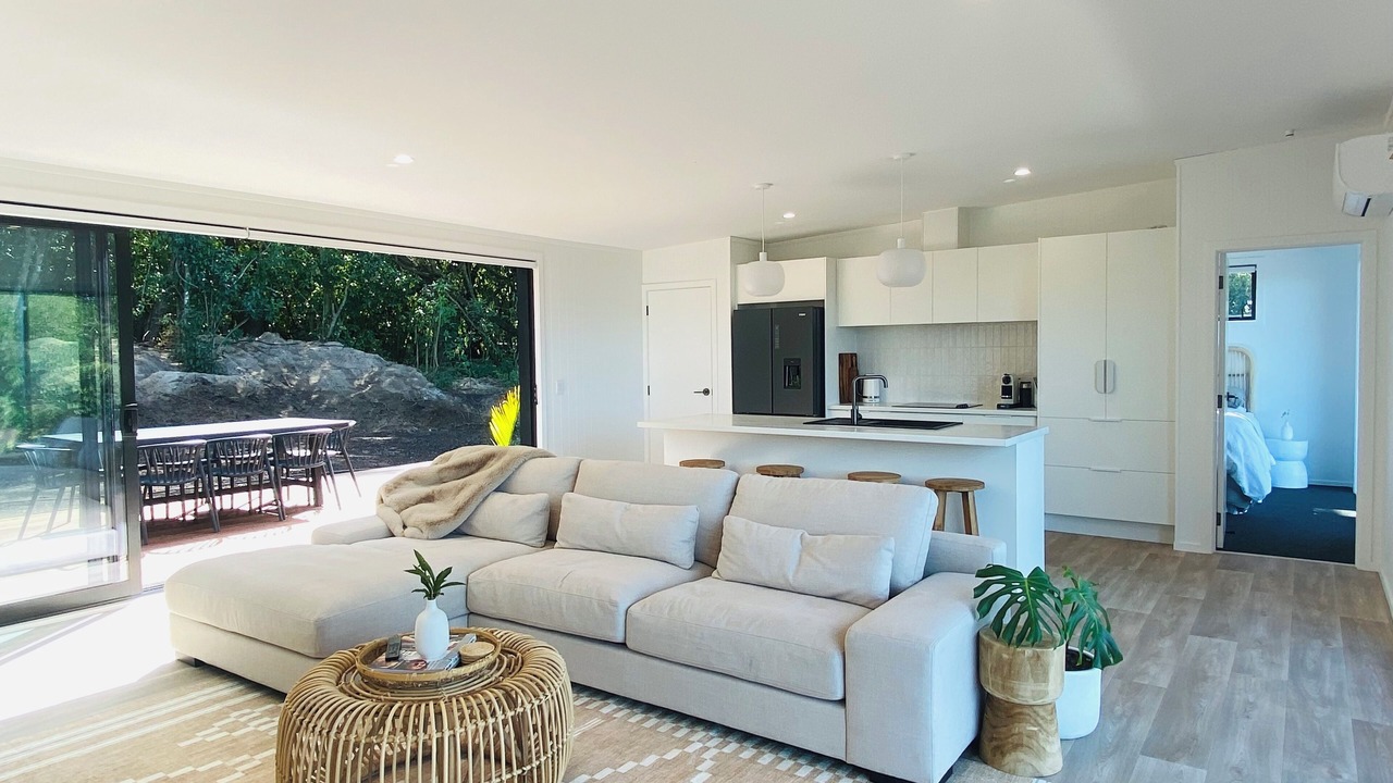 Photo of Livingroom in Acacia Bay