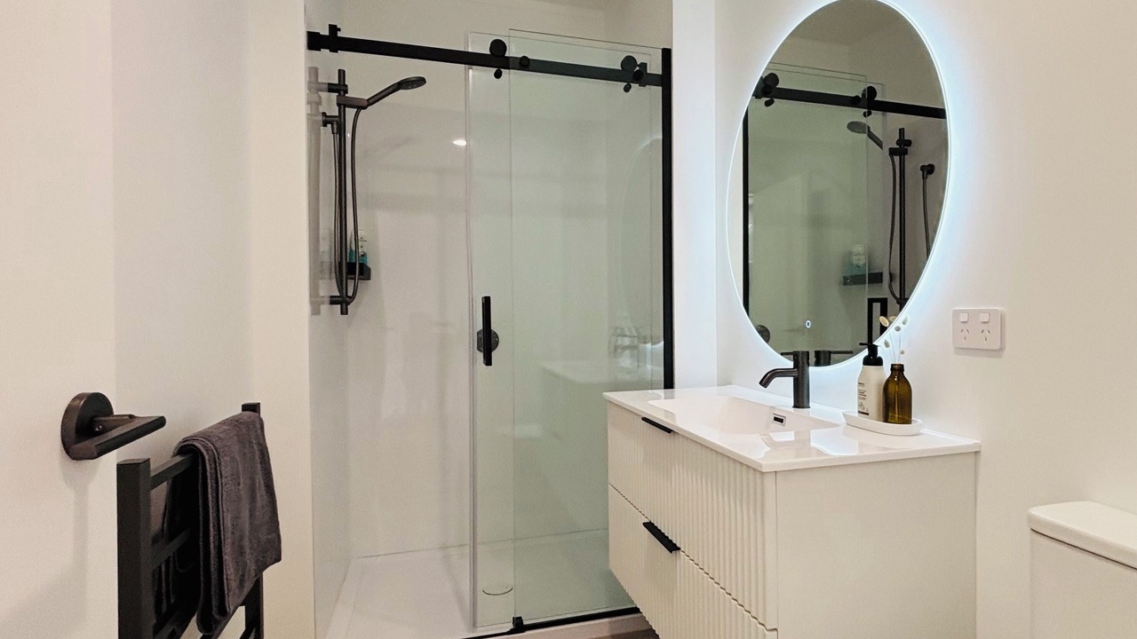 Photo of Bathroom in Acacia Bay