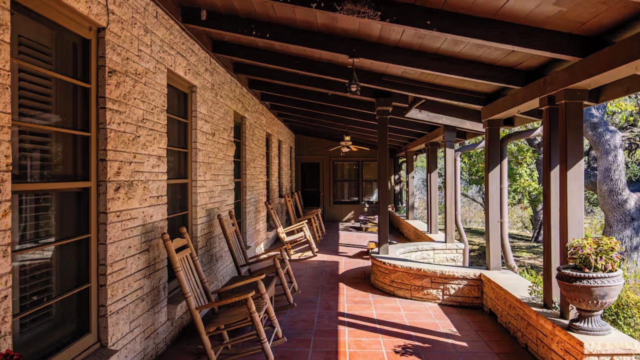 Photo of Patio Balcony in Medina