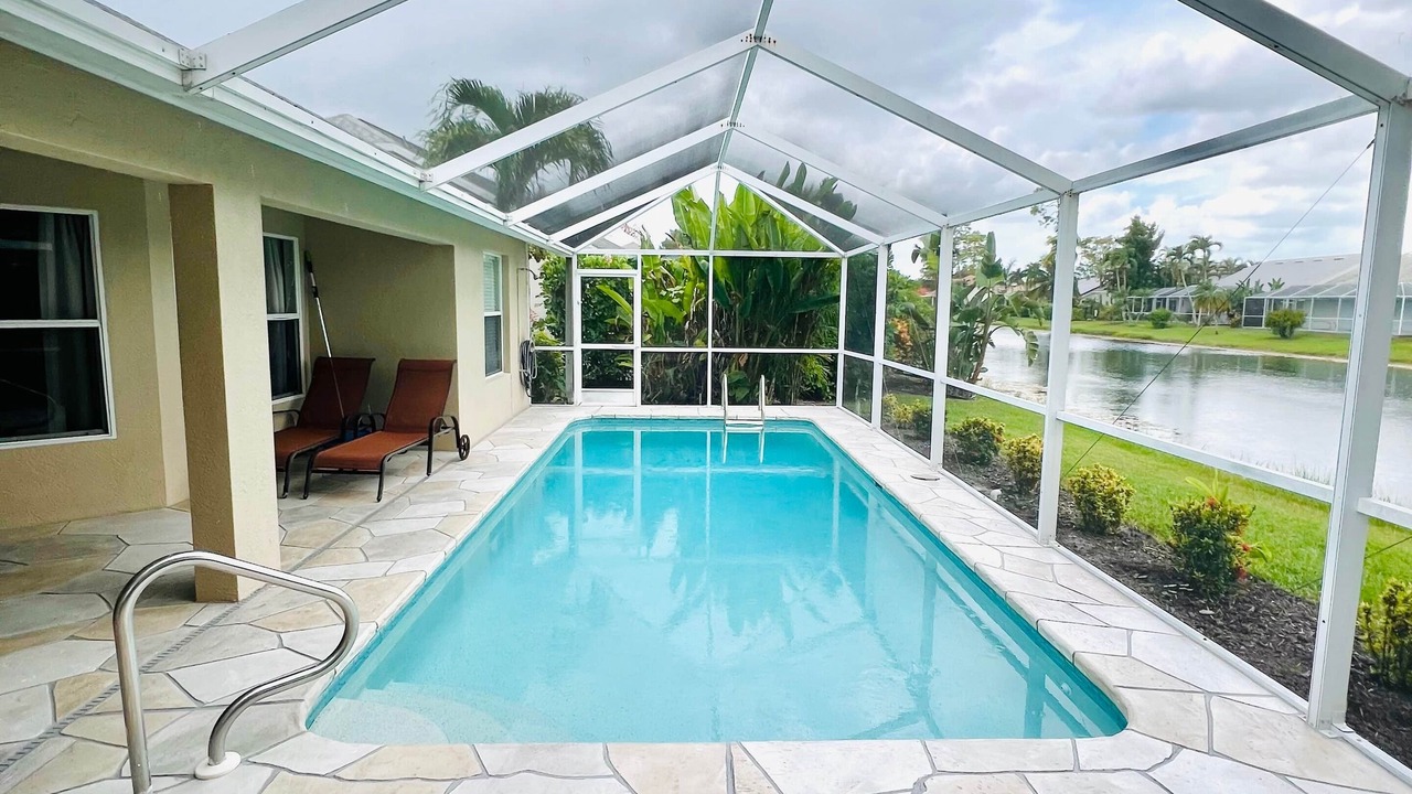 Photo of Outdoor in Crown Pointe