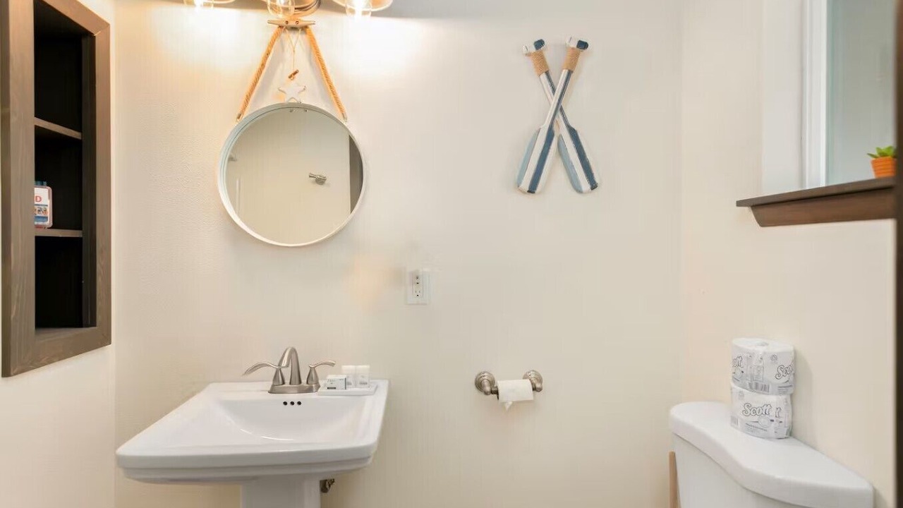 Photo of Bathroom in Grayland