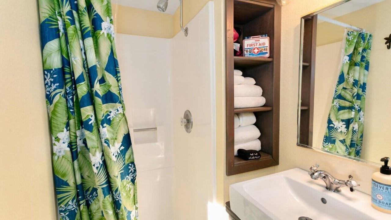 Photo of Bathroom in Grayland