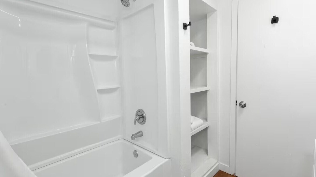 Photo of Bathroom in Grayland