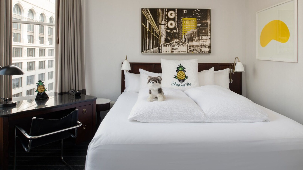 Photo of Bedroom in Downtown Chicago