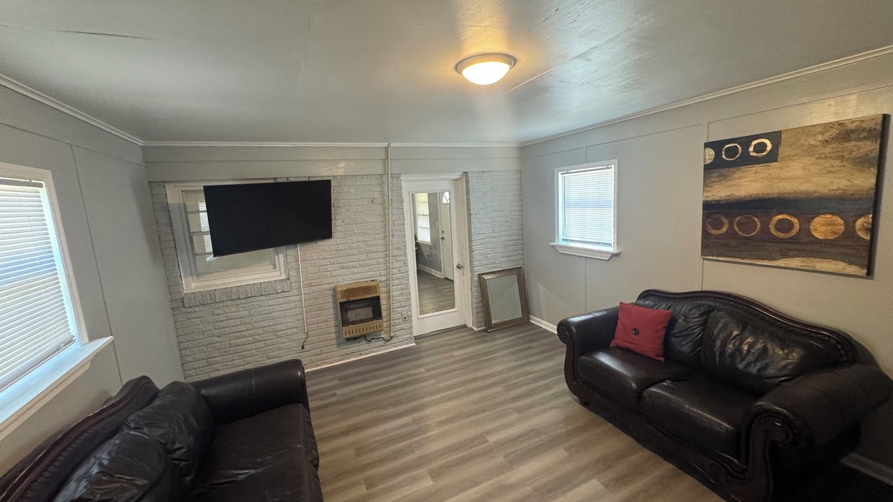 Photo of Livingroom in Hollandale