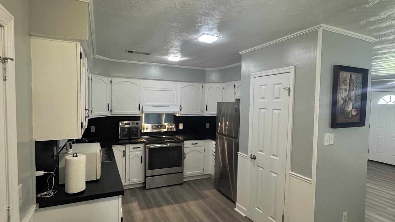 Photo of Kitchen in Hollandale