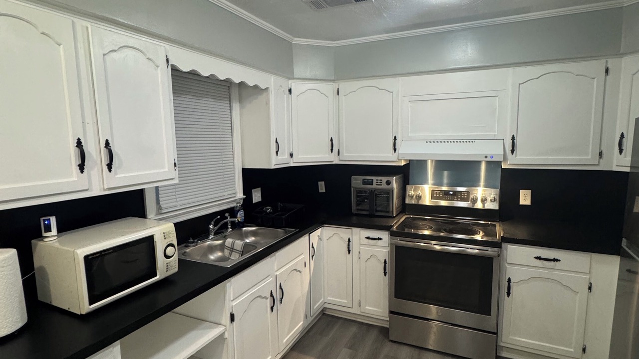 Photo of Kitchen in Hollandale