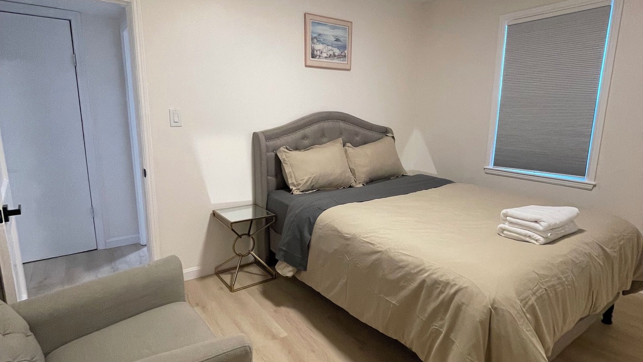 Photo of Bedroom in Framingham