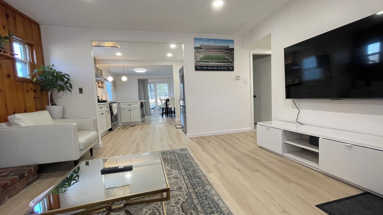 Photo of Livingroom in Framingham