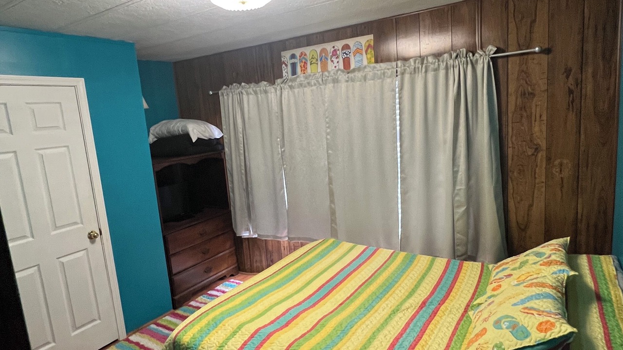 Photo of Bedroom in Almo