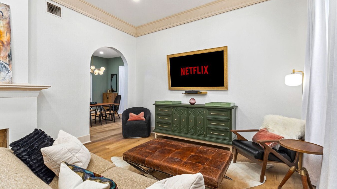 Photo of Livingroom in Midtown