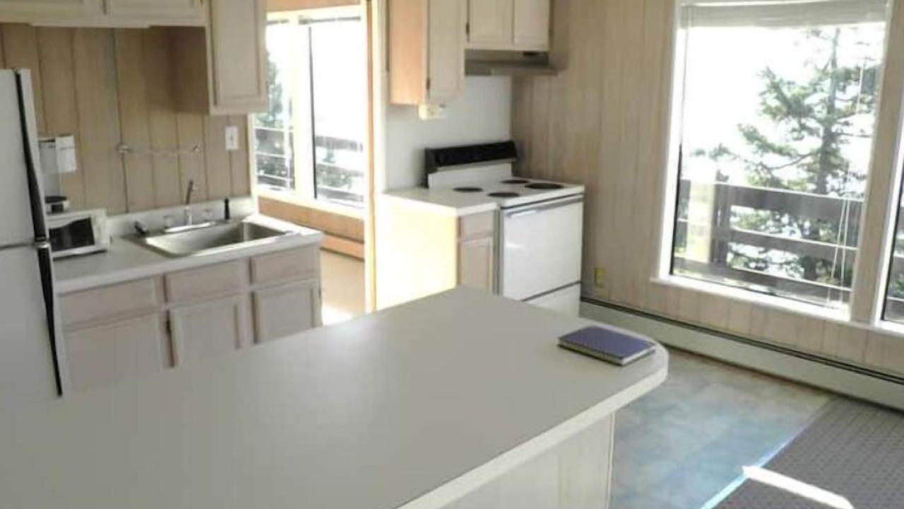 Photo of Others in Eastsound