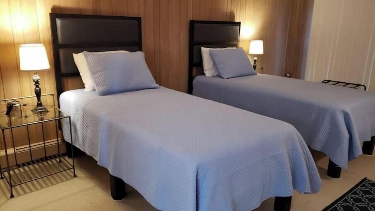 Photo of Others in Eastsound