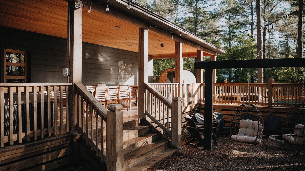 Photo of Patio Balcony in Hochatown