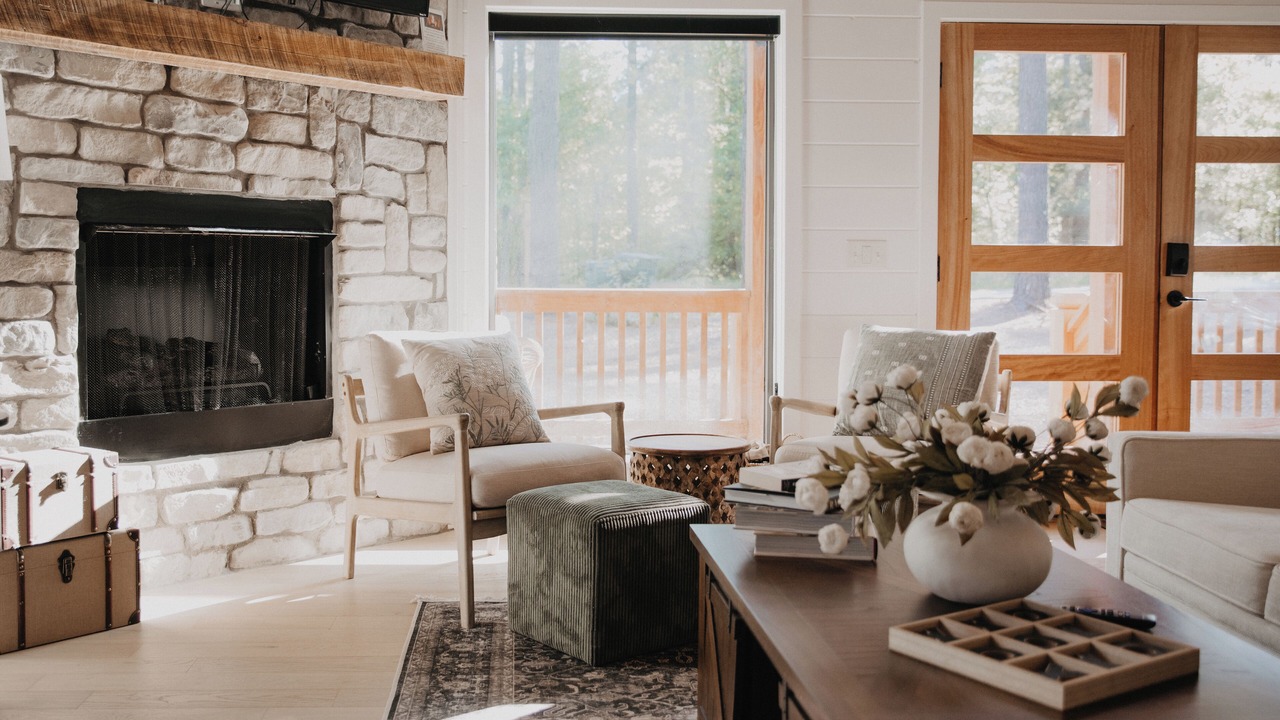 Photo of Livingroom in Hochatown