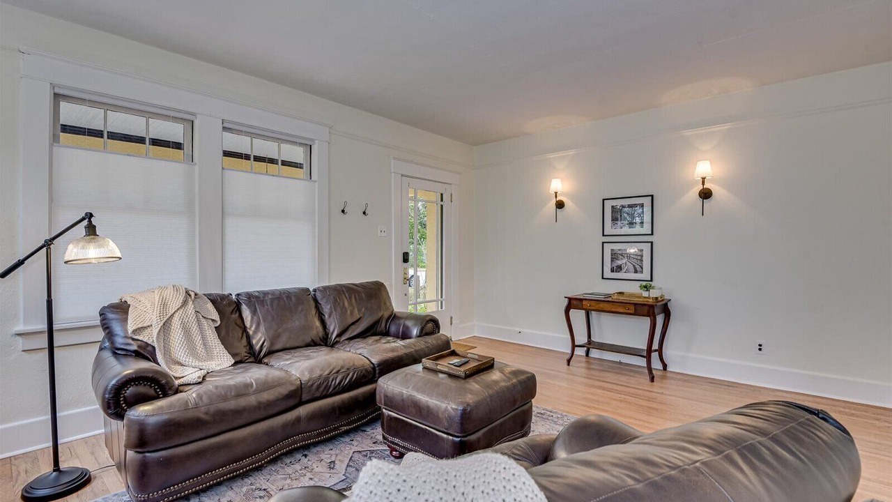 Photo of Livingroom in Augusta