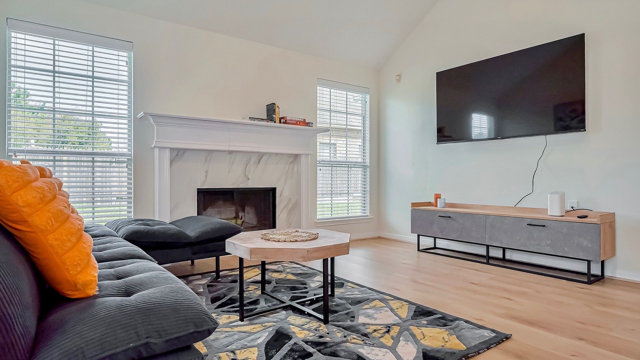 Photo of Livingroom in Katy