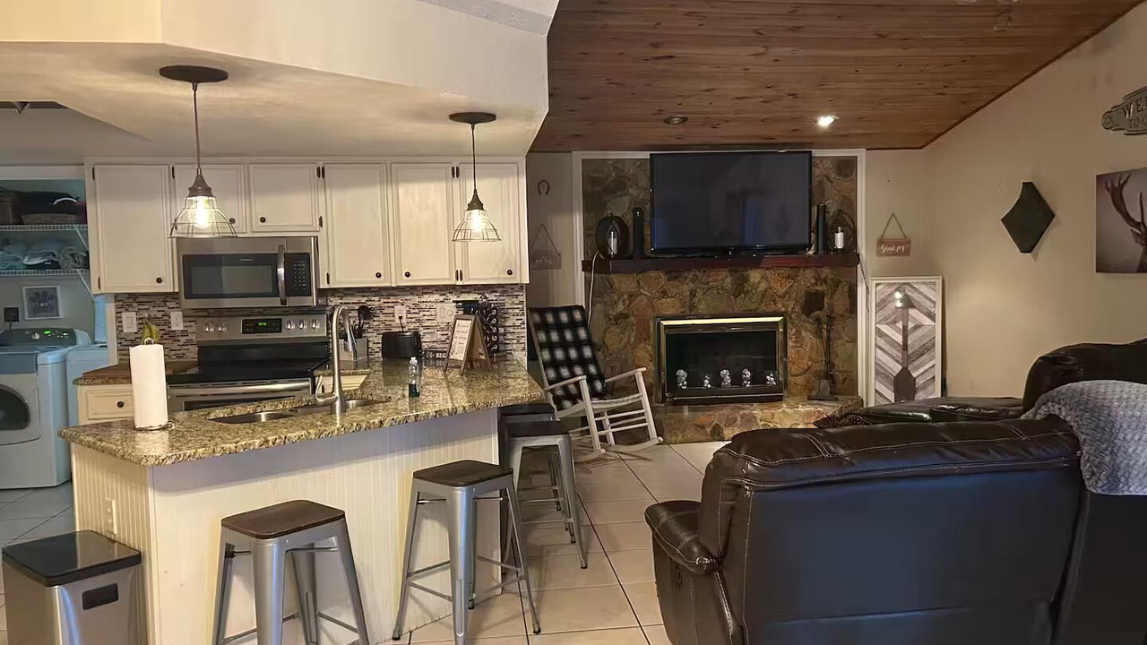 Photo of Livingroom in Spring Hill