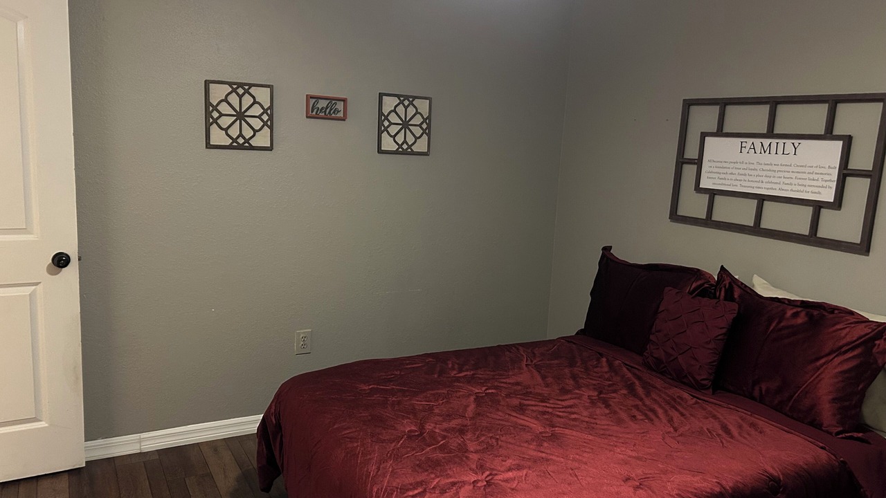 Photo of Bedroom in Spring Hill