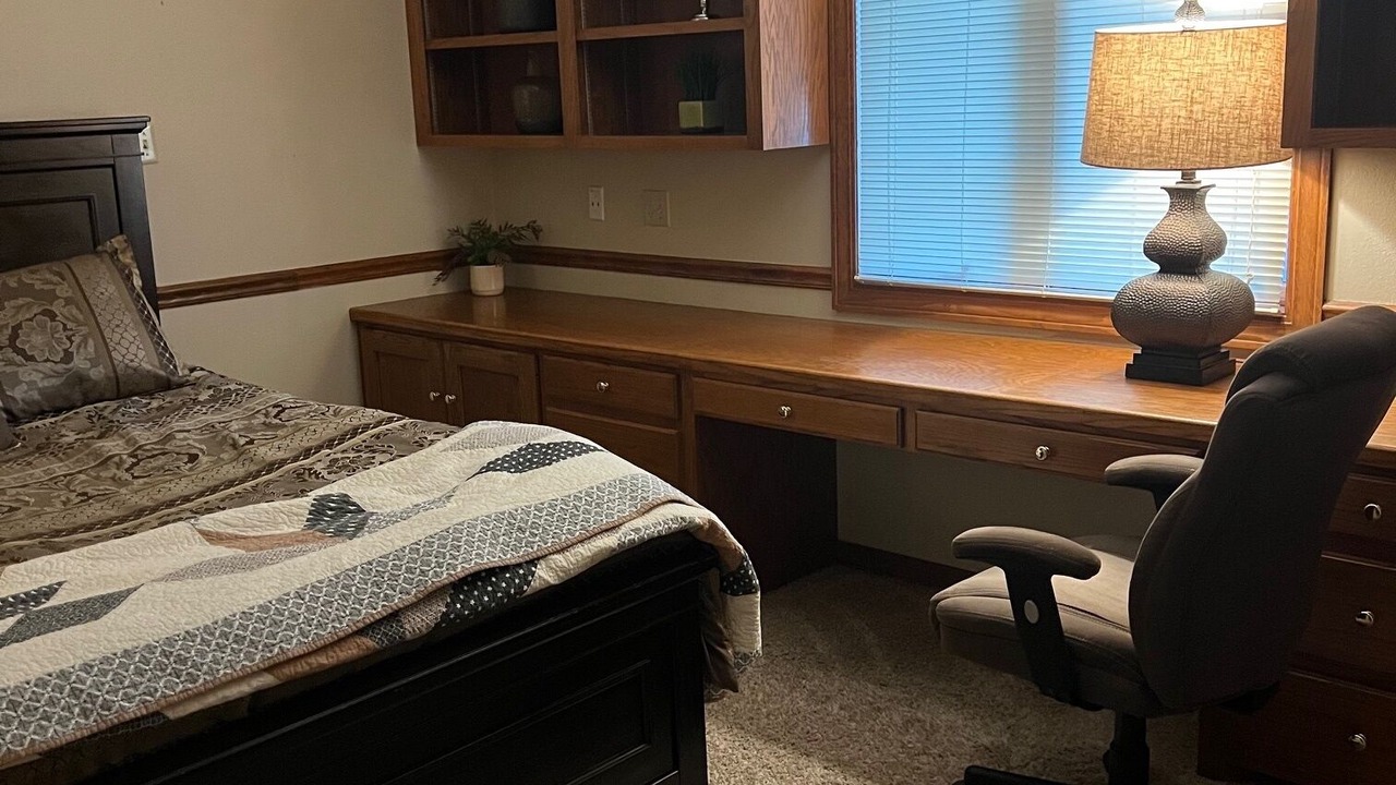 Photo of Bedroom in Fairbanks