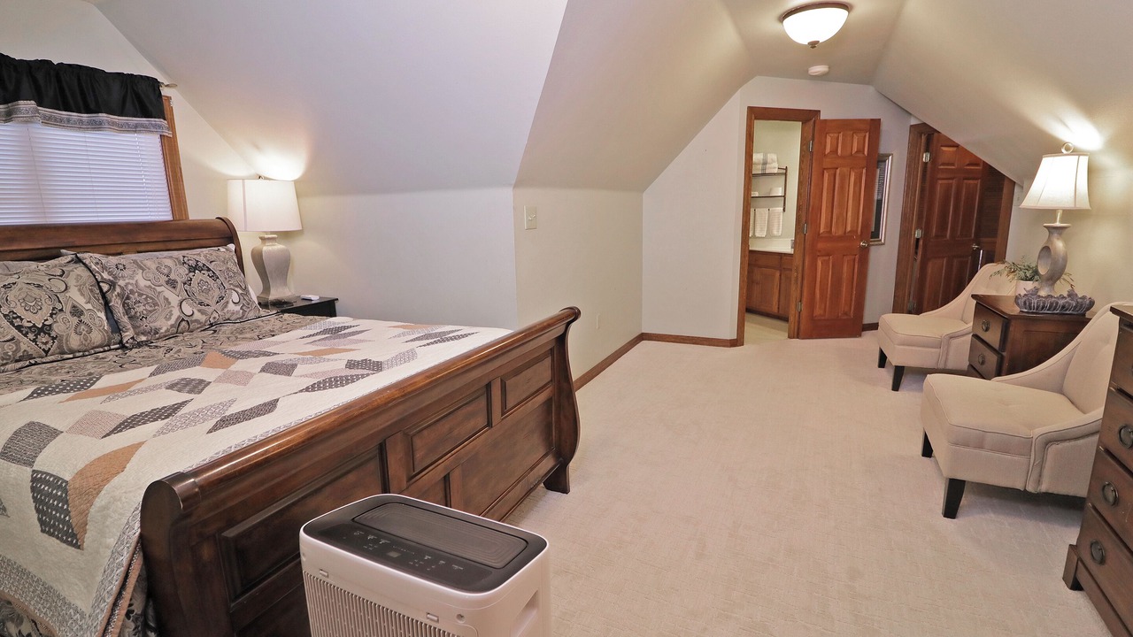 Photo of Bedroom in Fairbanks