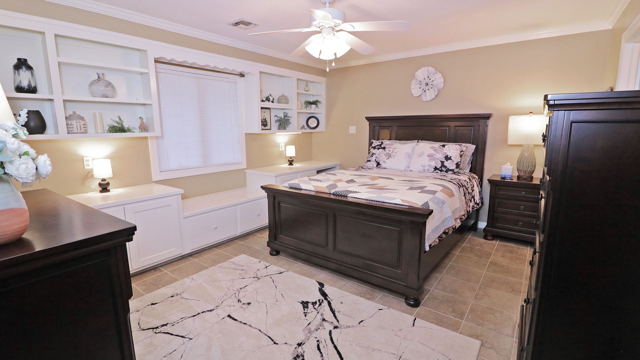 Photo of Bedroom in Fairbanks
