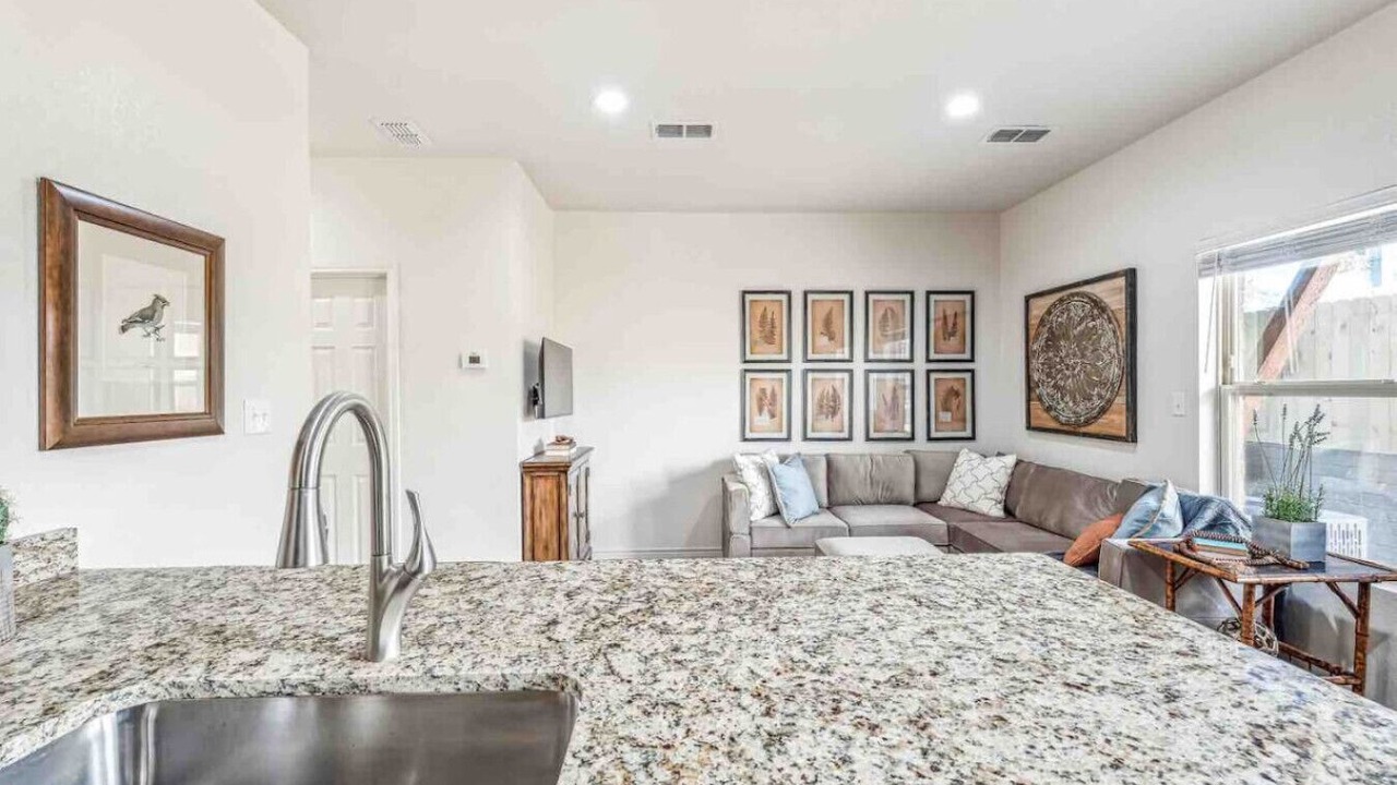 Photo of Livingroom in Stephenville