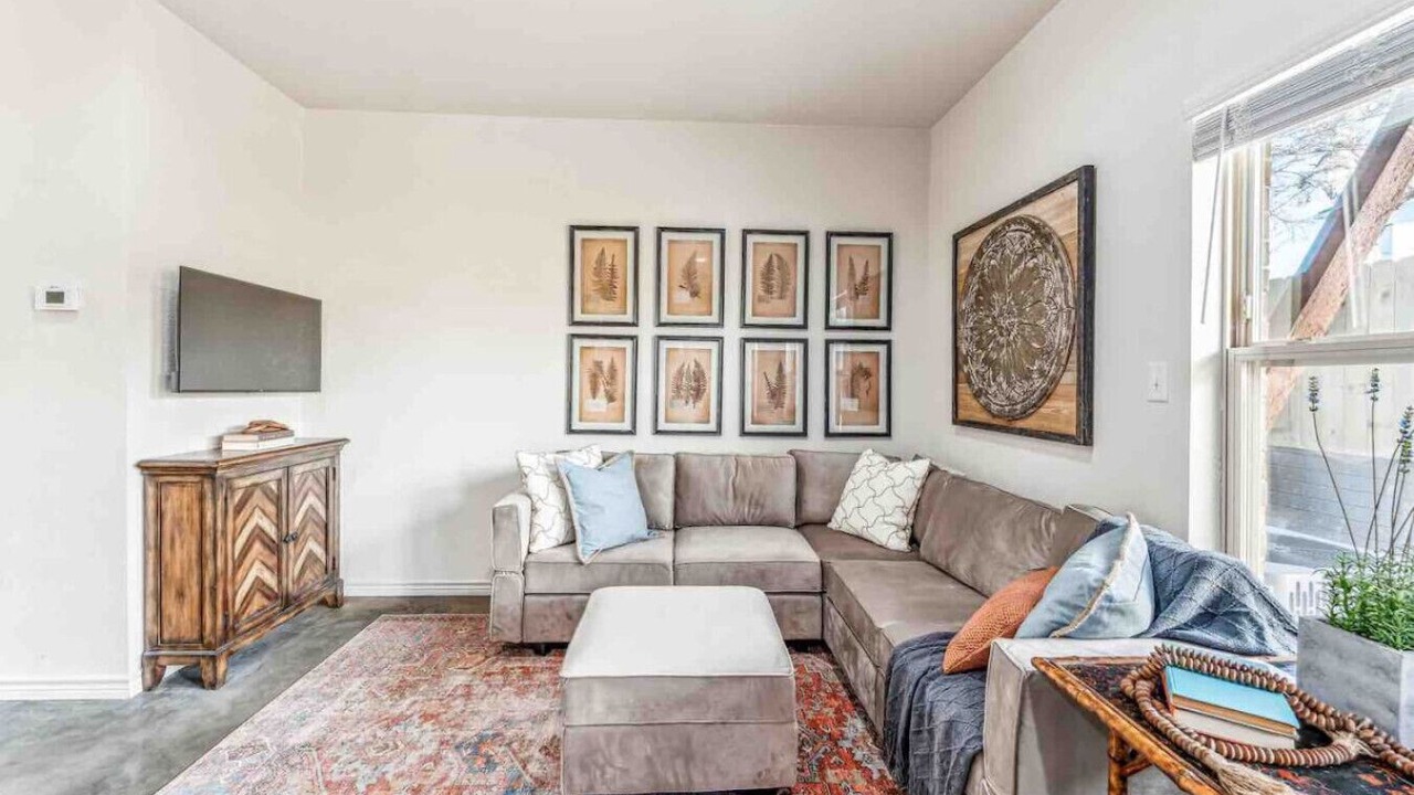Photo of Livingroom in Stephenville