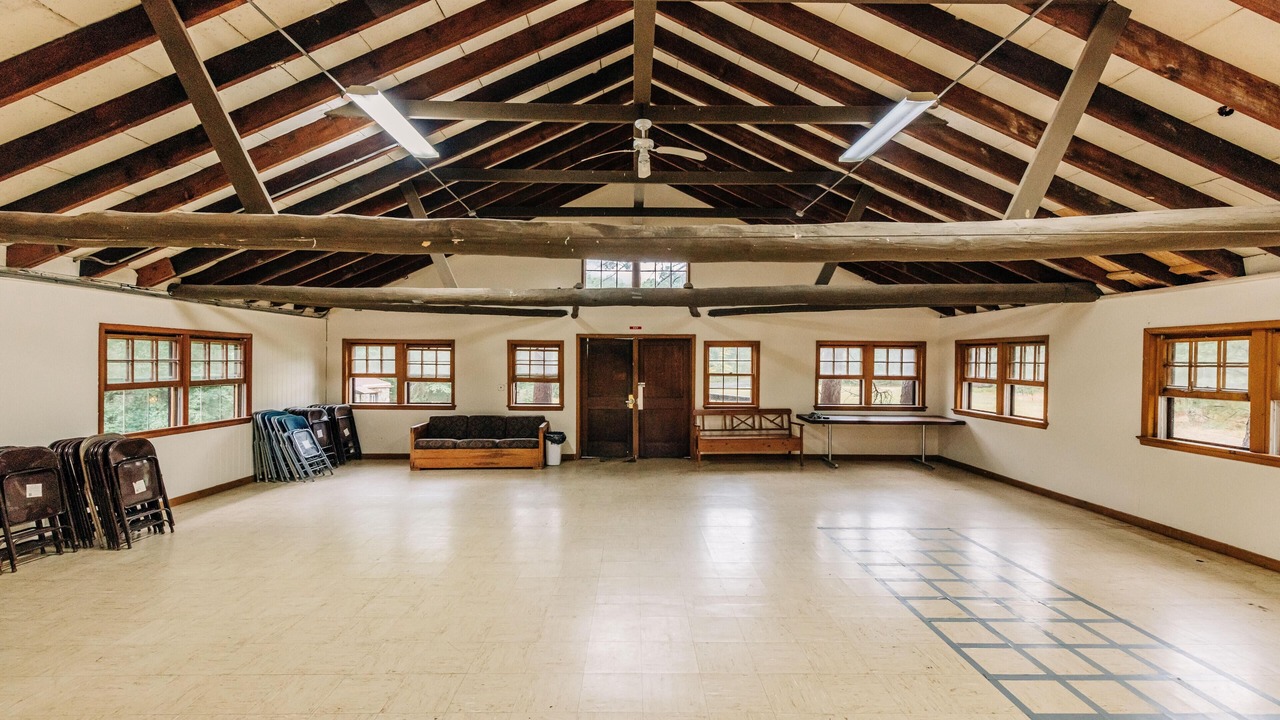 Photo of Others in Columbia