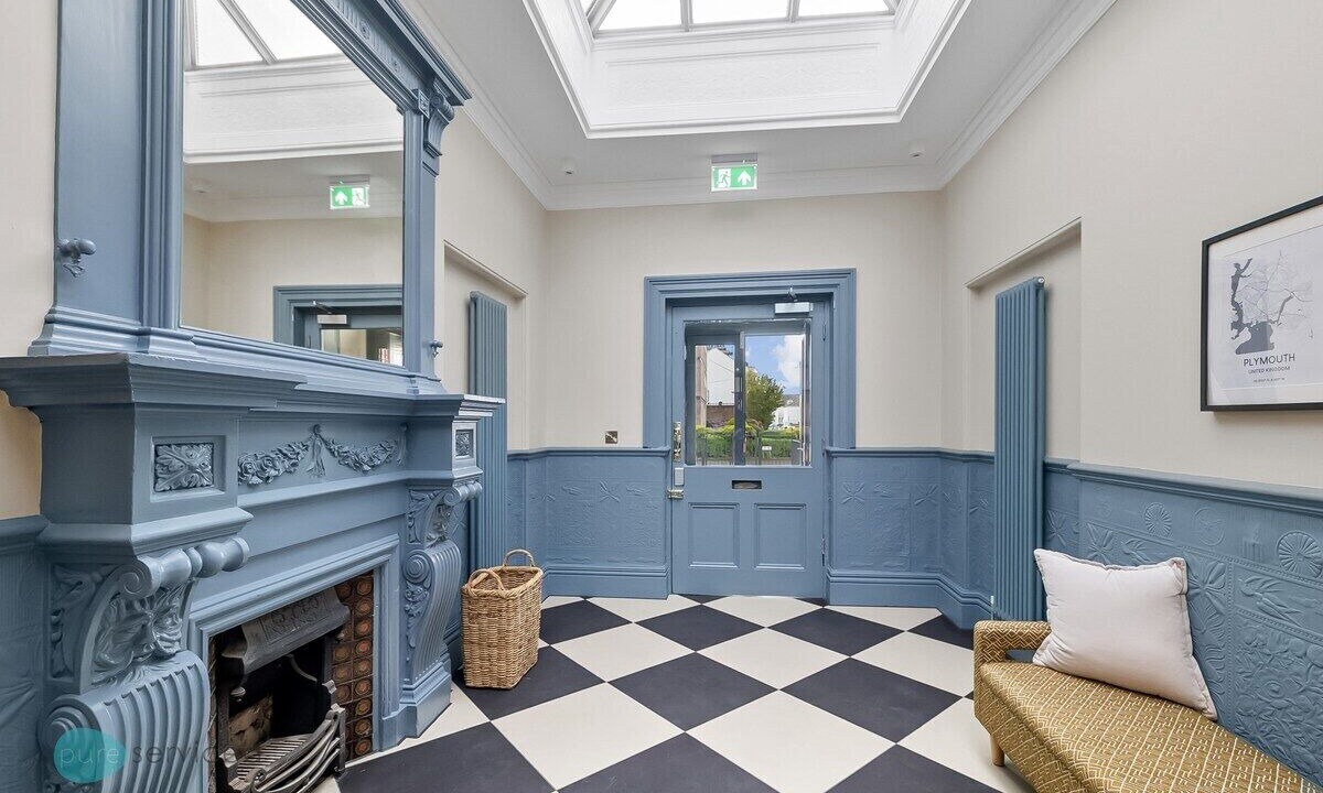 Photo of Others in Barbican