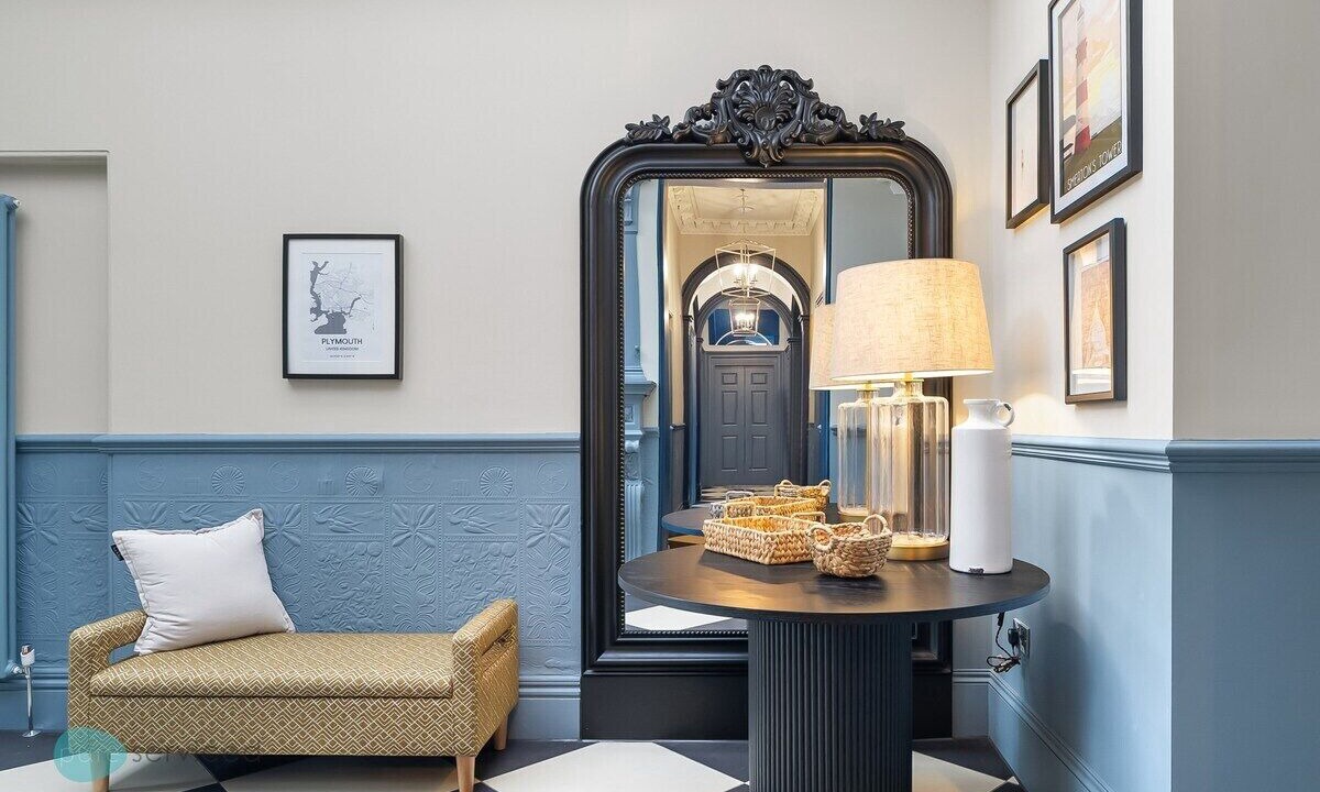 Photo of Others in Barbican