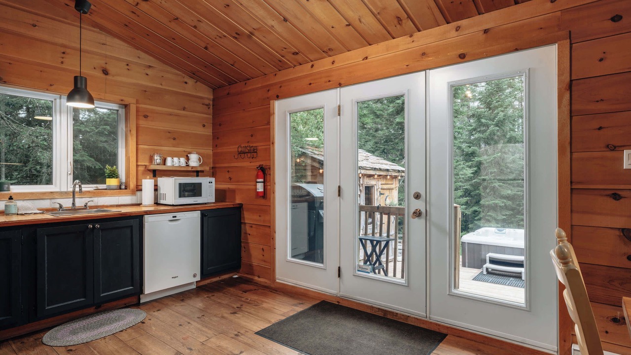 Photo of Kitchen in Notre-Dame-de-la-Merci