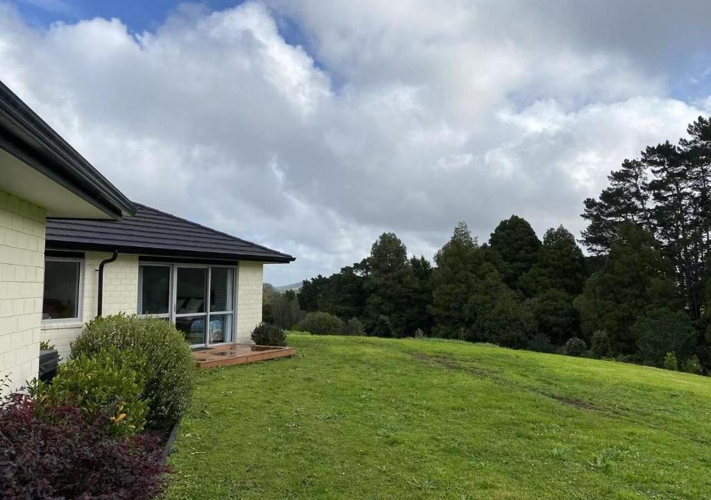 Photo of Outdoor in Buckland