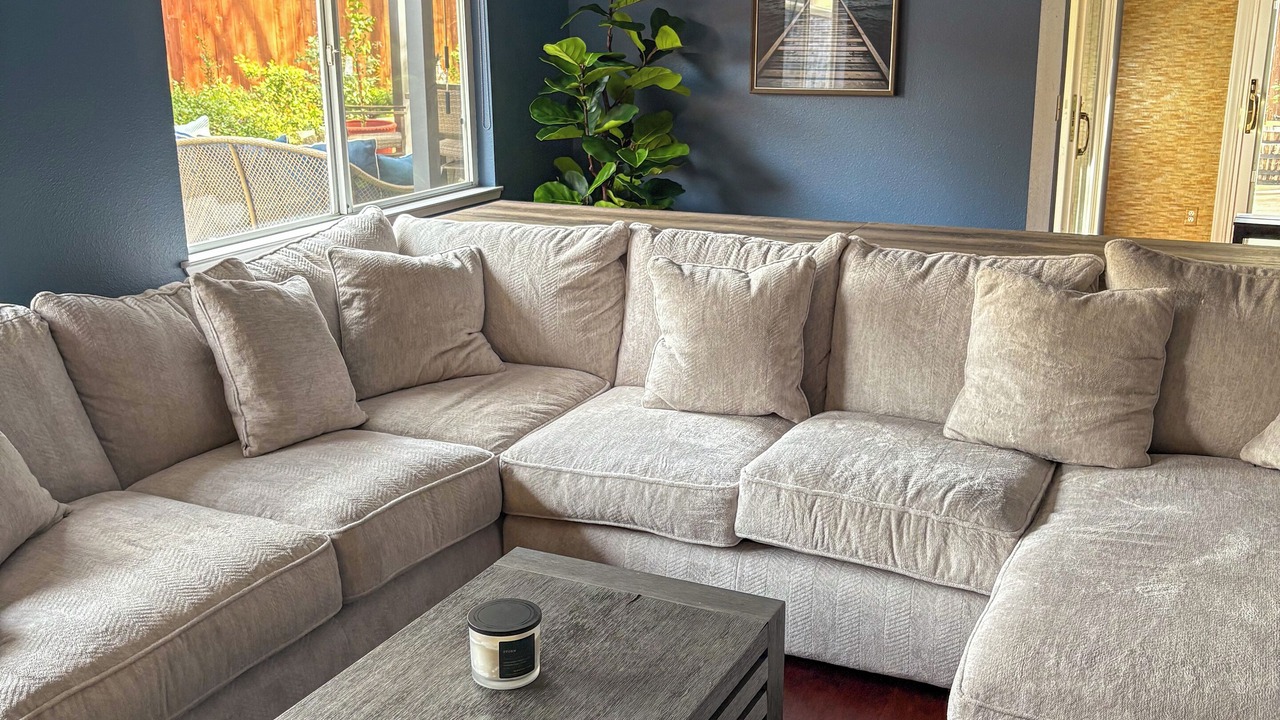 Photo of Livingroom in Chico