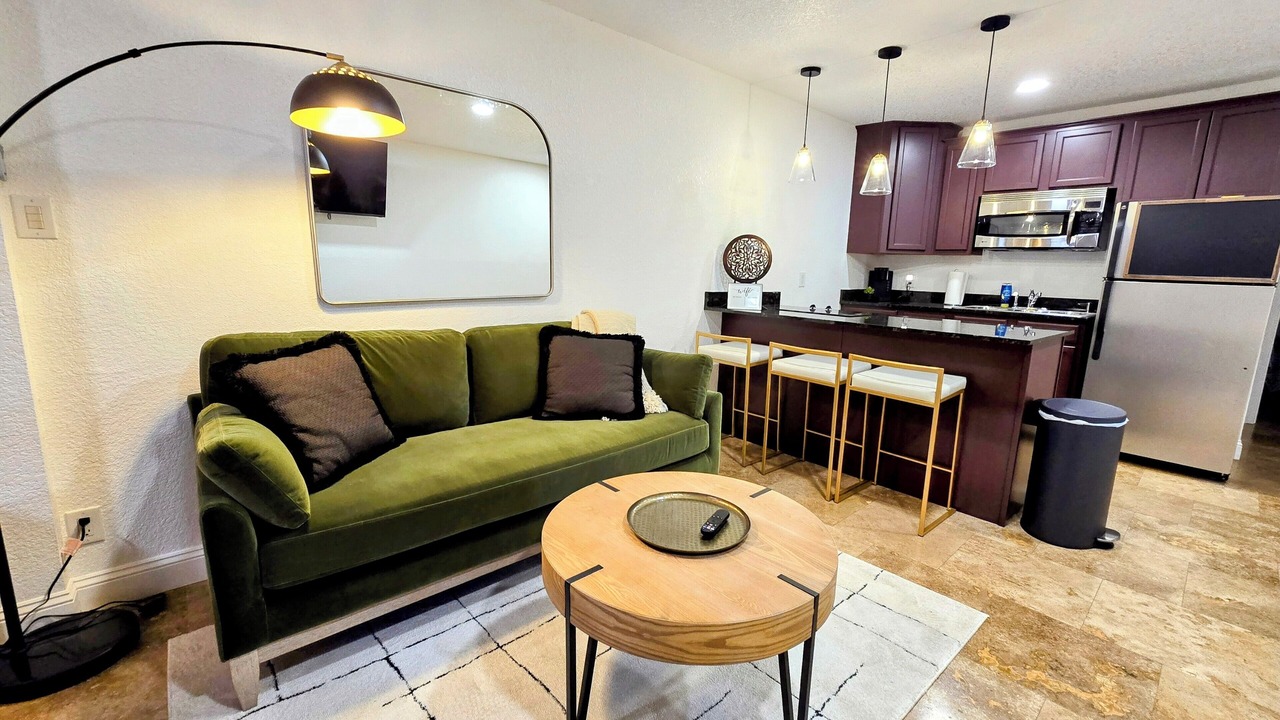 Photo of Livingroom in Mid America