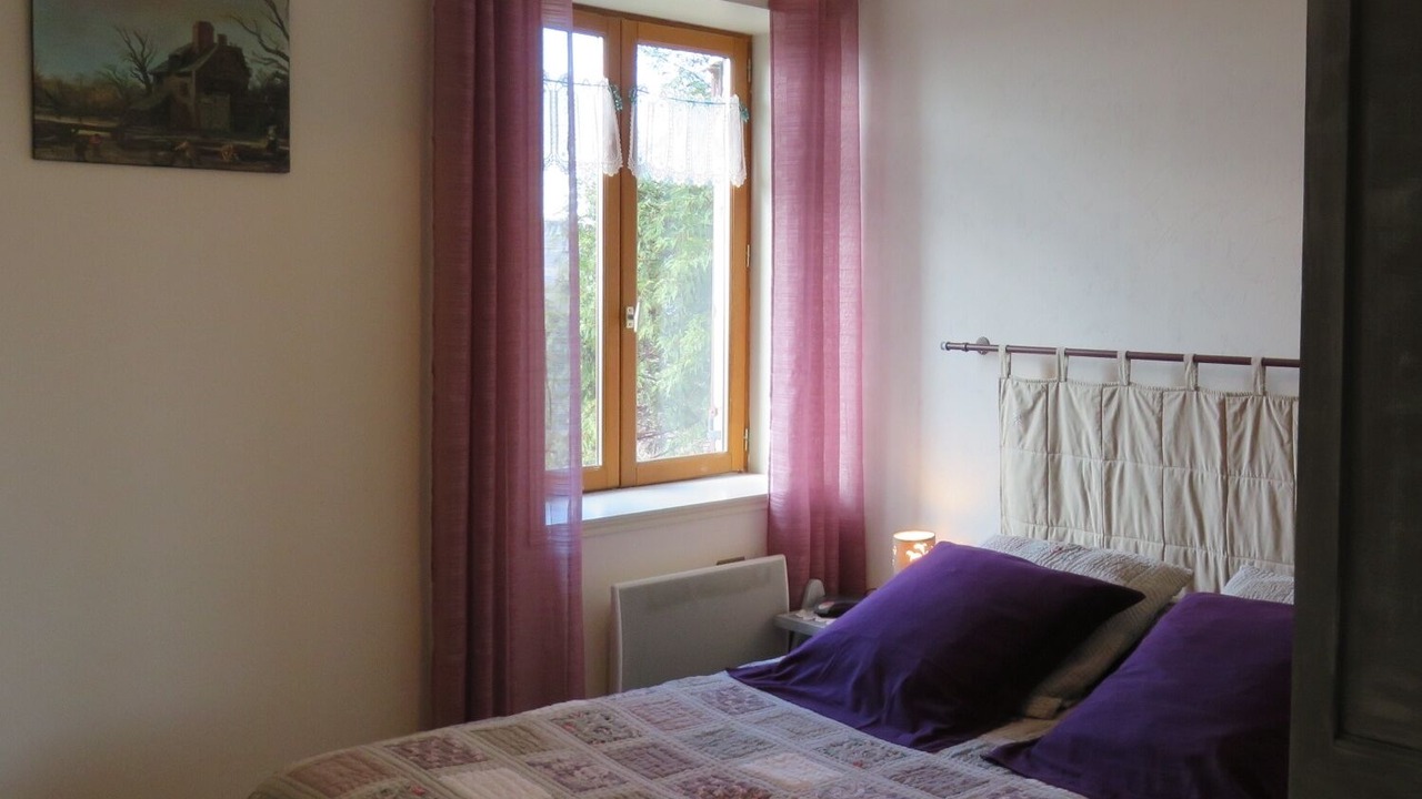 Photo of Bedroom in Julienas