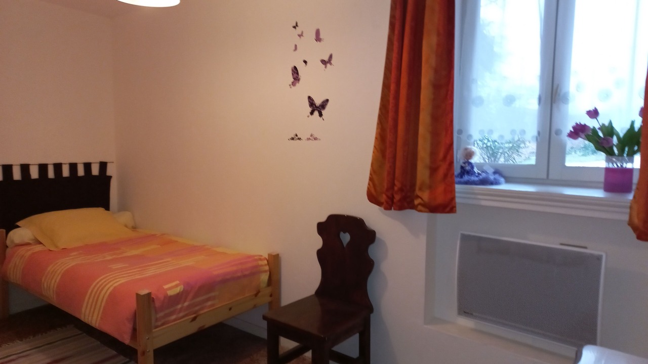 Photo of Bedroom in Julienas
