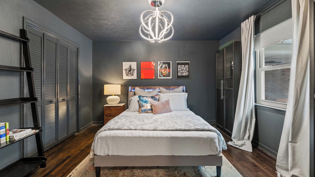 Photo of Bedroom in Buckner Terrace - Everglade Park