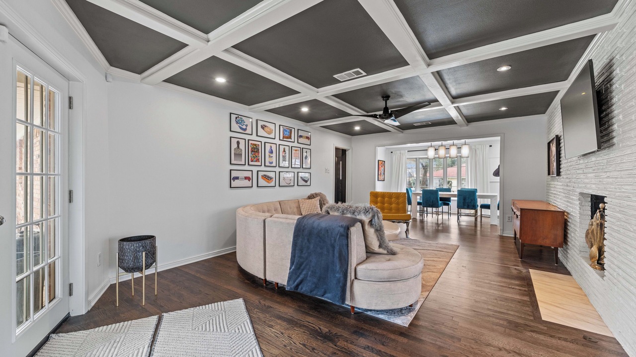 Photo of Livingroom in Buckner Terrace - Everglade Park