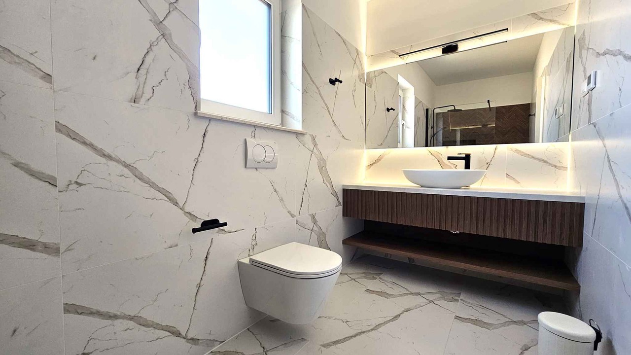 Photo of Bathroom in Kras