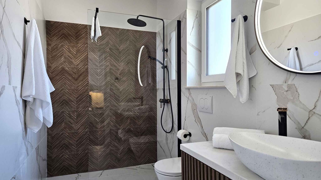 Photo of Bathroom in Kras