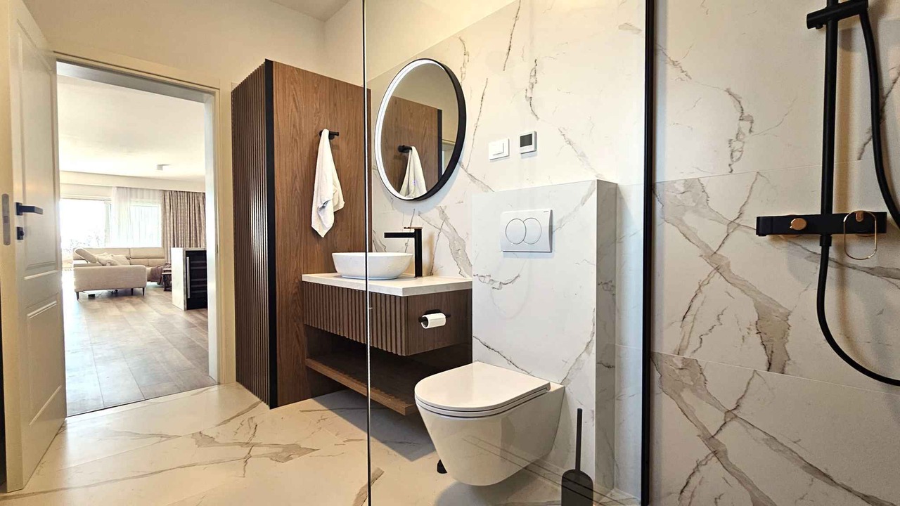 Photo of Bathroom in Kras