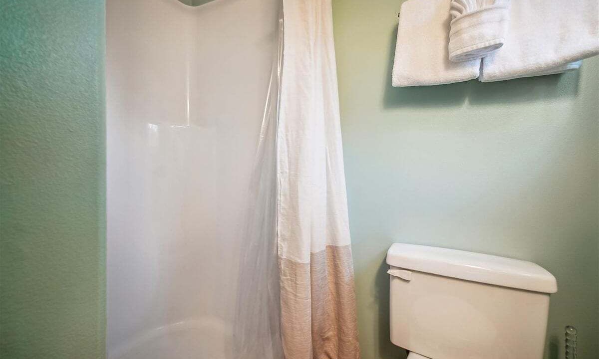 Photo of Bathroom in Tolovana Park